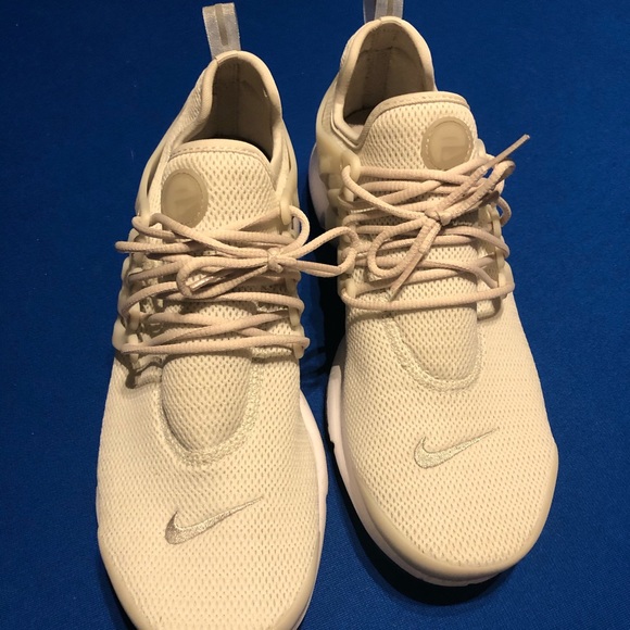 💢SOLD💢Women’s Nike Presto - Picture 4 of 5